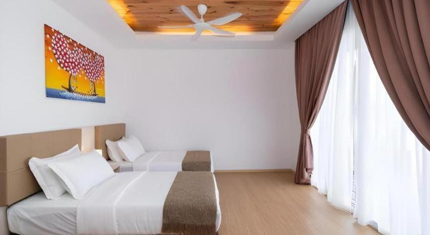 Sand Bay Resort Semporna Buitenkant foto